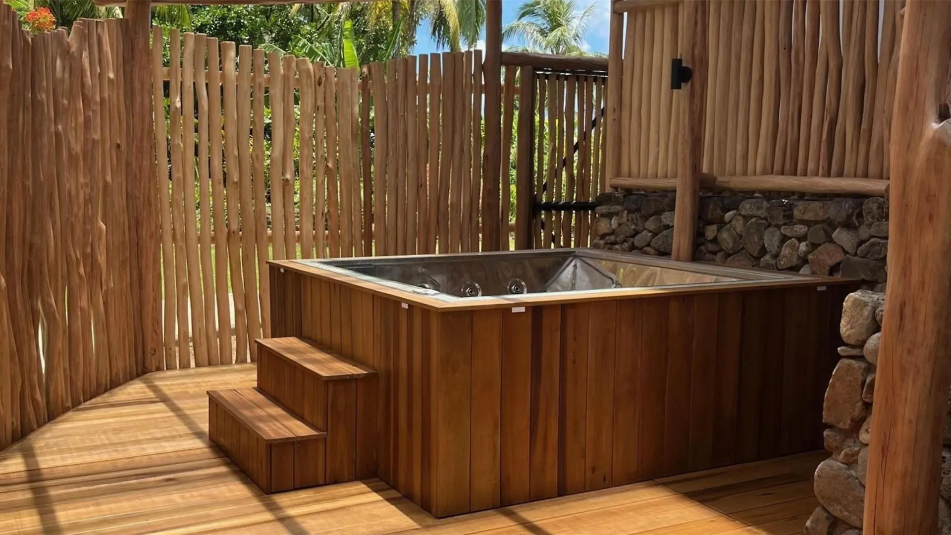 Hilton Hotel Tahiti Papeete  4*, Papeete (Tahiti)